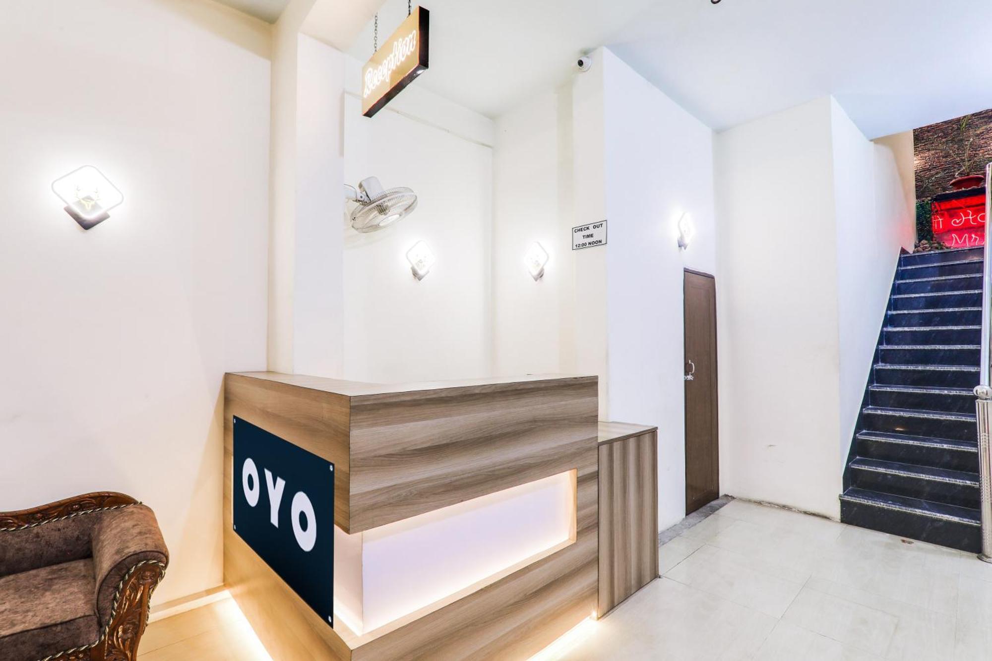 Hotel O Shree Hotel Mriduni Varanasi Exterior foto